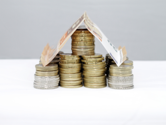 closeup shot of the 50 euro note on the euro coin 2025 02 02 13 57 09 utc Where Dreams Meet Reality – Find Your Perfect Residence. How to Find the Best Luxury Rental Properties for Passive Income in 2025